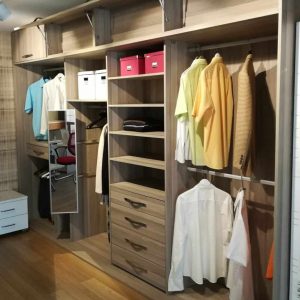 Kapaksız Giyinme Dolabı 4 300x300 - Kapaksız Giyinme Dolabı