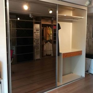 Çizgili Aynalı 2 Kapaklı Dolap 7 300x300 - Çizgili Aynalı 2 Kapaklı Dolap