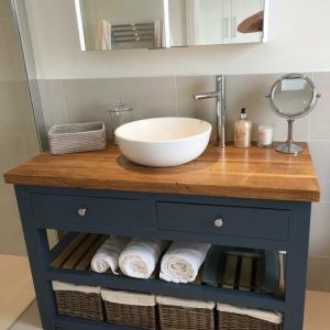 Lacivert Banyo Dolabı ve Mobilyası 300x300 - Banyo Dolapları